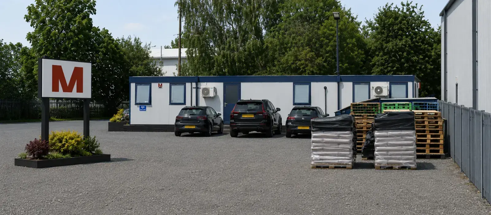 MDEL Fleet Management team and vehicles